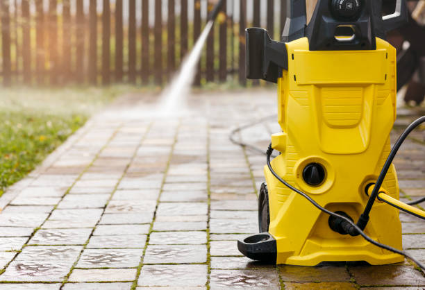 Best Gutter Cleaning  in Mobridge, SD